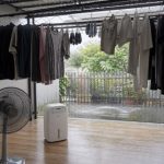 Cách giặt và phơi quần áo trong mùa mưa ẩm
